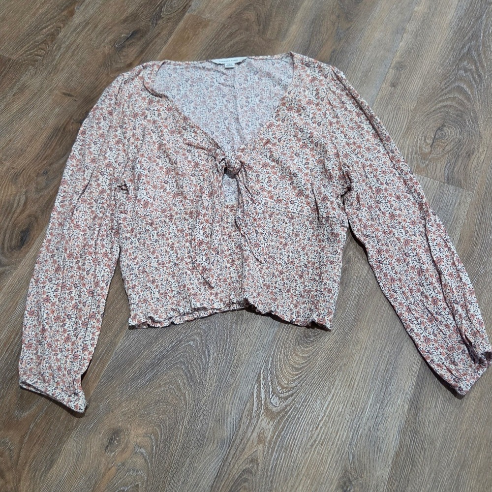 American Eagle Floral Tie Front Smocked Crop Top Long Sleeve V-Neck Blouse Large